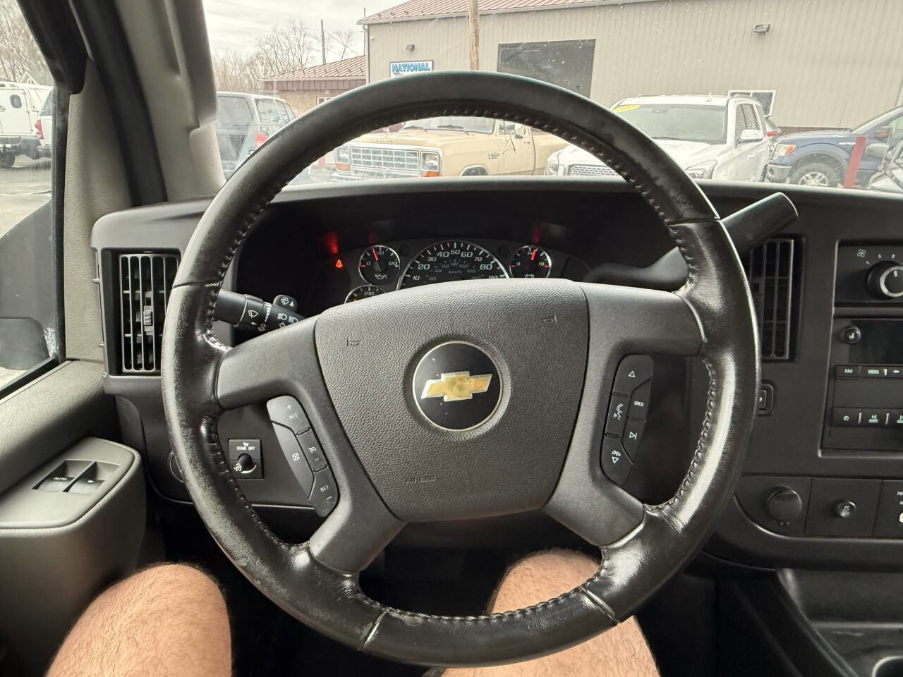 Used 2021 Chevrolet Express 3500 w/ Power Convenience Package image 14