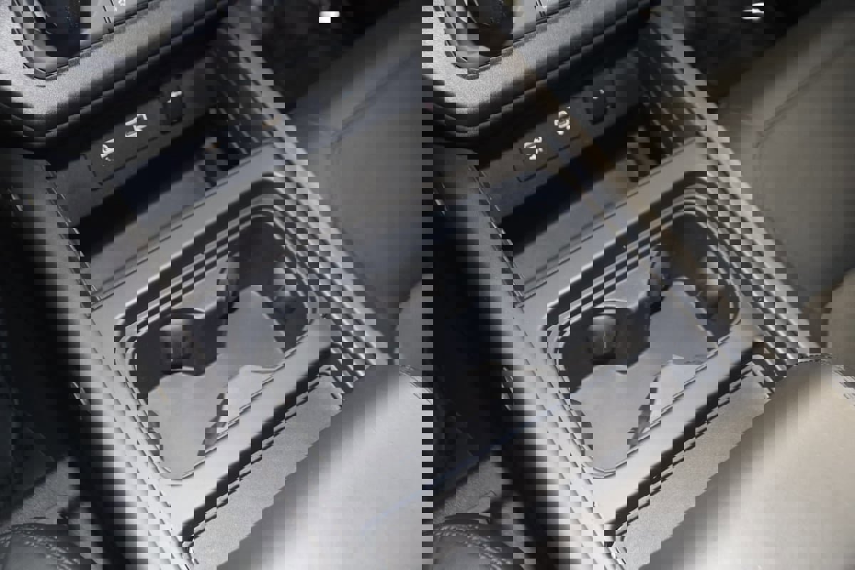 Used 2023 Land Rover Defender 110 V8 image 29