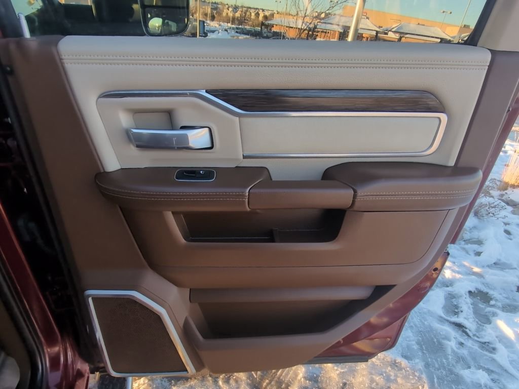 Used 2020 RAM 3500 Laramie image 29