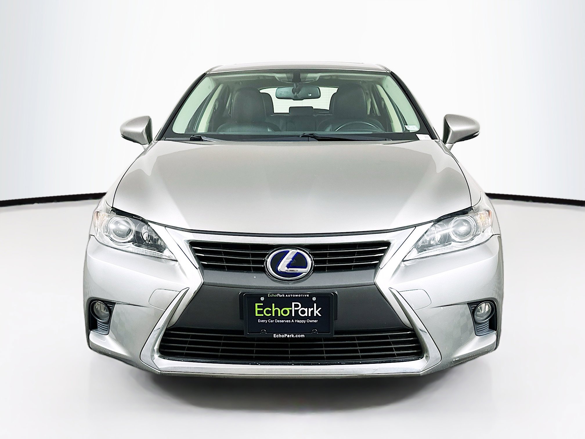 Used 2017 Lexus CT 200h w/ Seat Comfort Package FWD image 2