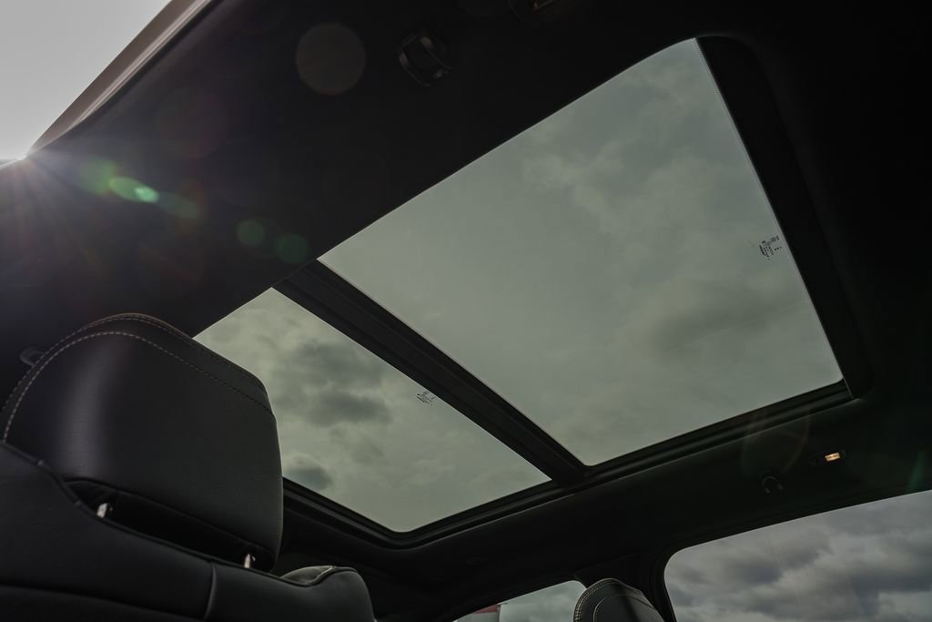 Certified 2023 RAM 1500 Limited w/ Body Color Bumper Group image 46