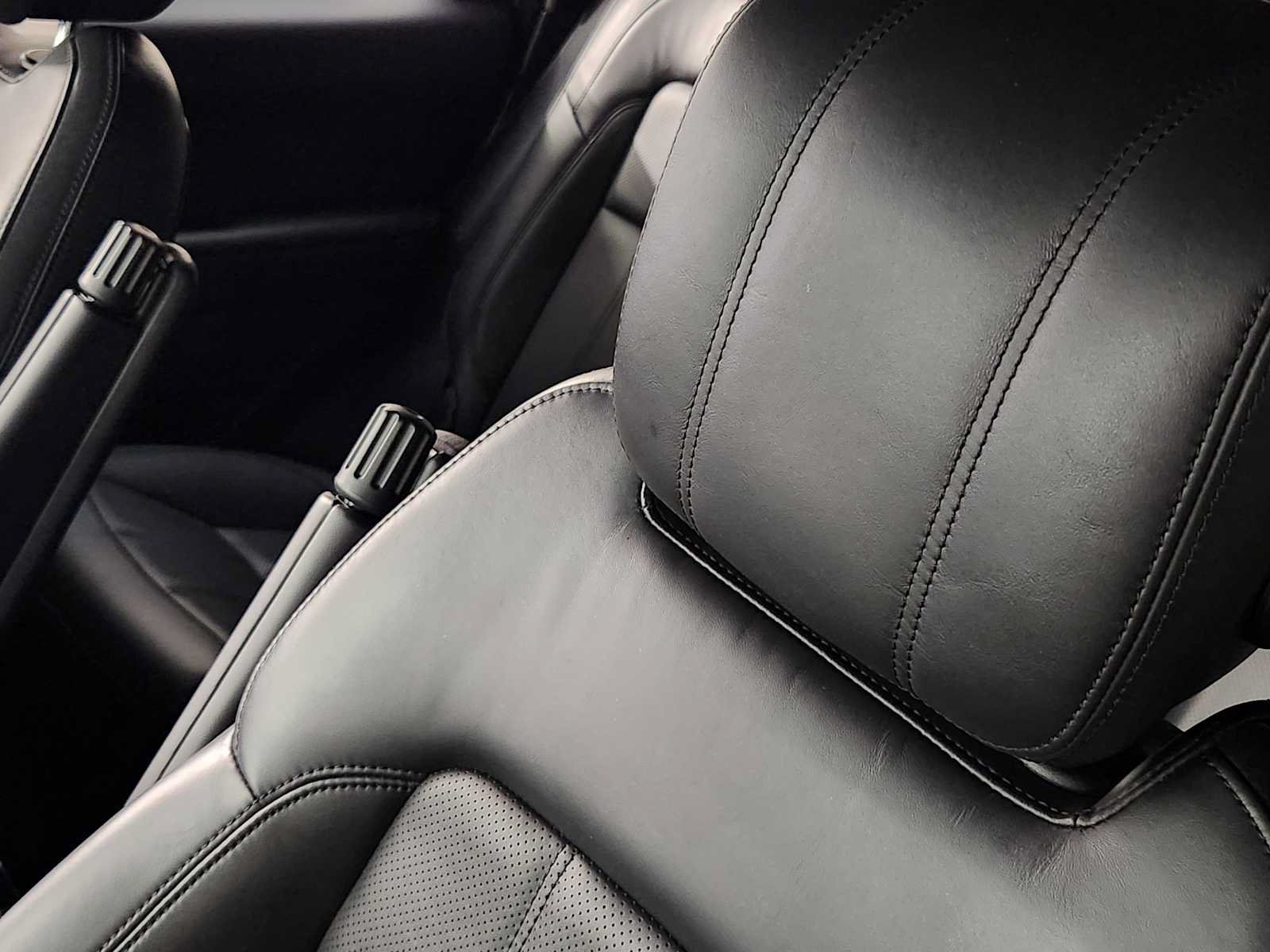 Used 2018 Land Rover Range Rover Sport HSE AWD/4WD image 15
