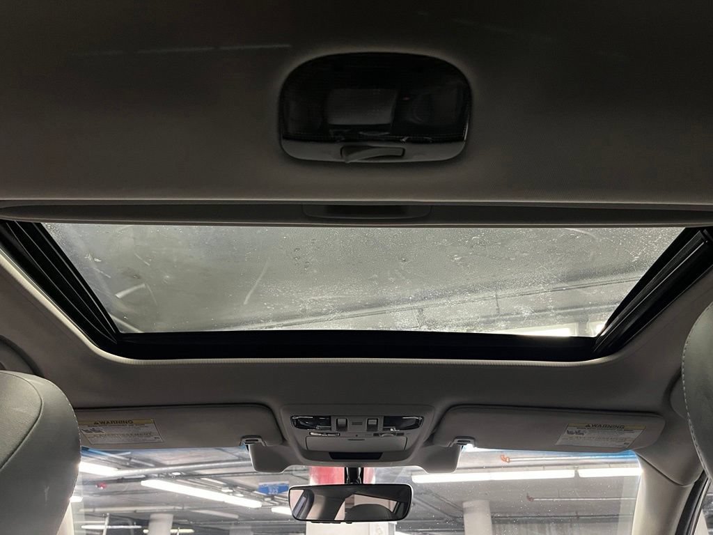Used 2017 Subaru Outback 2.5i Limited AWD/4WD image 9
