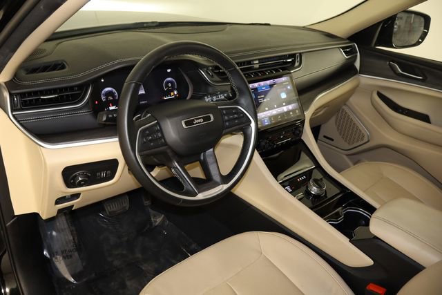 Used 2022 Jeep Grand Cherokee Limited AWD/4WD image 28