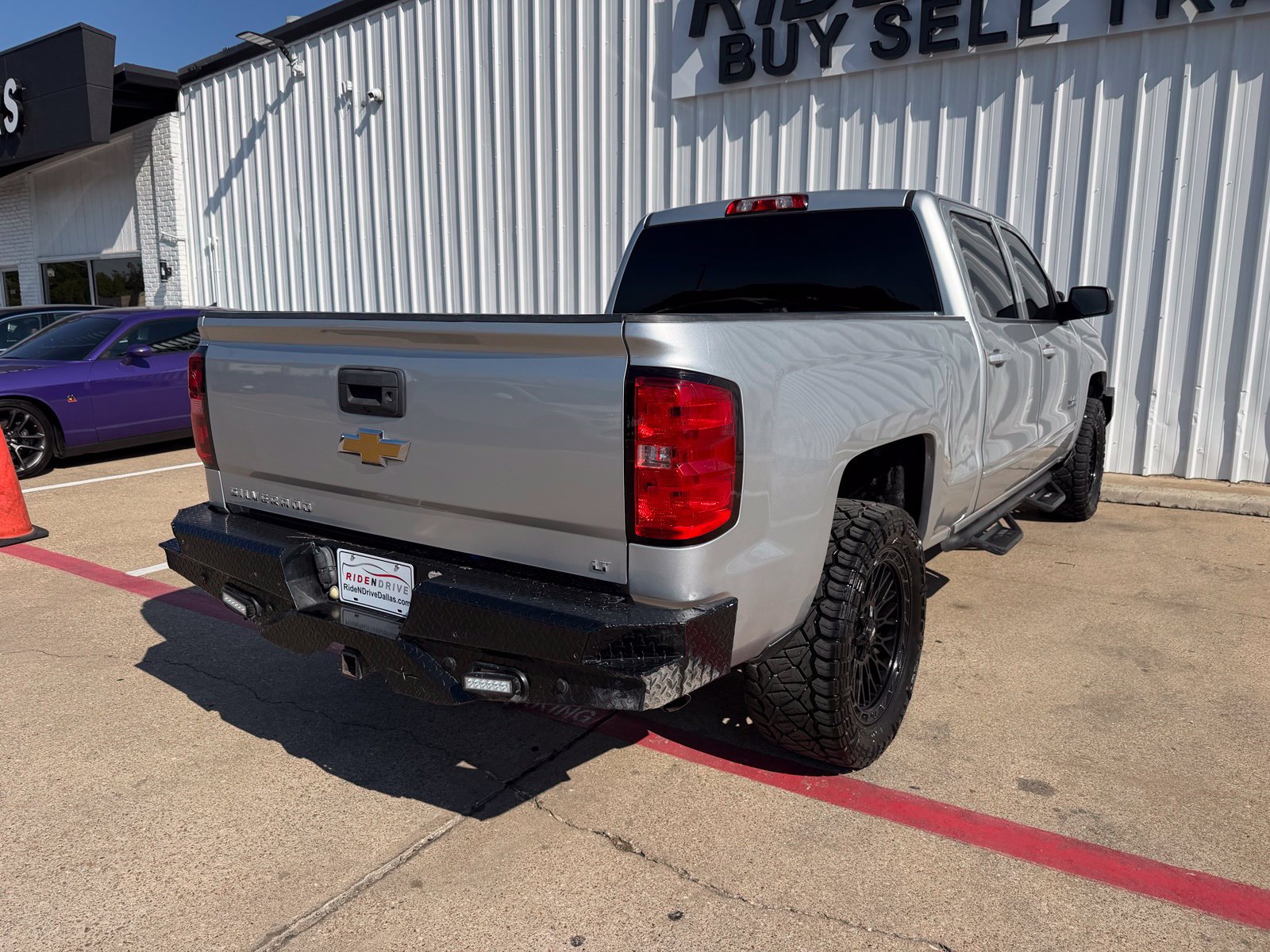 Used 2018 Chevrolet Silverado 1500 LT w/ Texas Edition AWD/4WD image 7