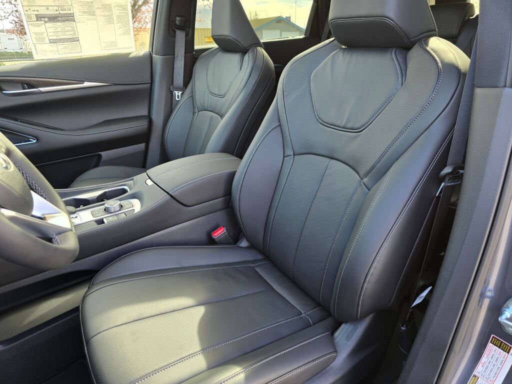 New 2025 INFINITI QX60 Sensory w/ Vision Package image 22