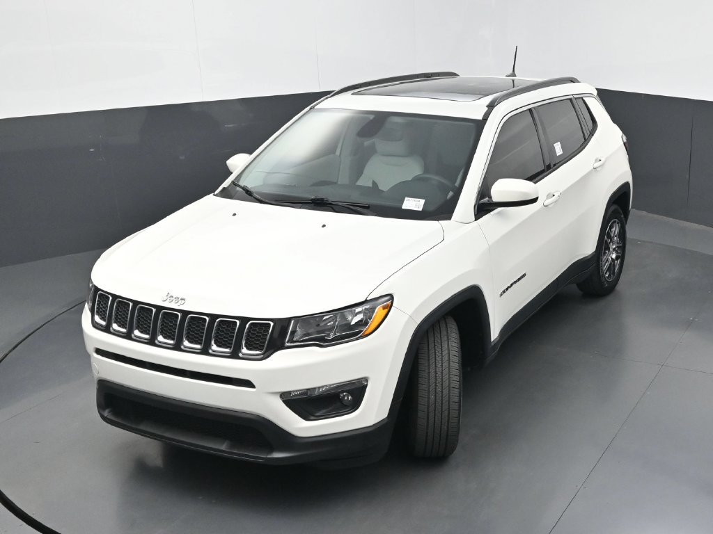 Used 2019 Jeep Compass Latitude w/ Popular Equipment Group FWD image 27
