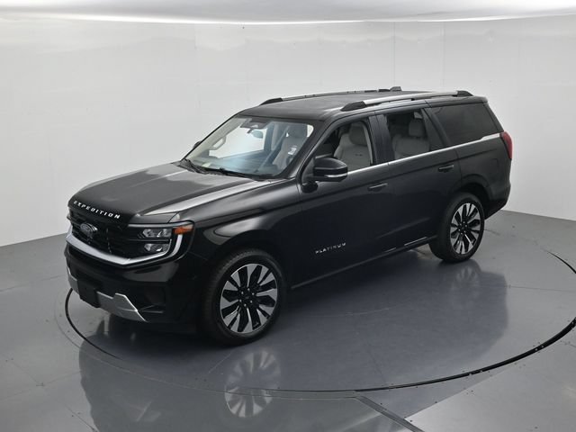 Certified 2025 Ford Expedition Platinum w/ Driver's Package AWD/4WD image 48