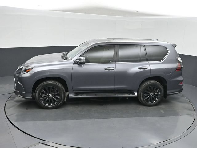 Used 2023 Lexus GX 460 Luxury w/ Sport Design Package AWD/4WD image 38