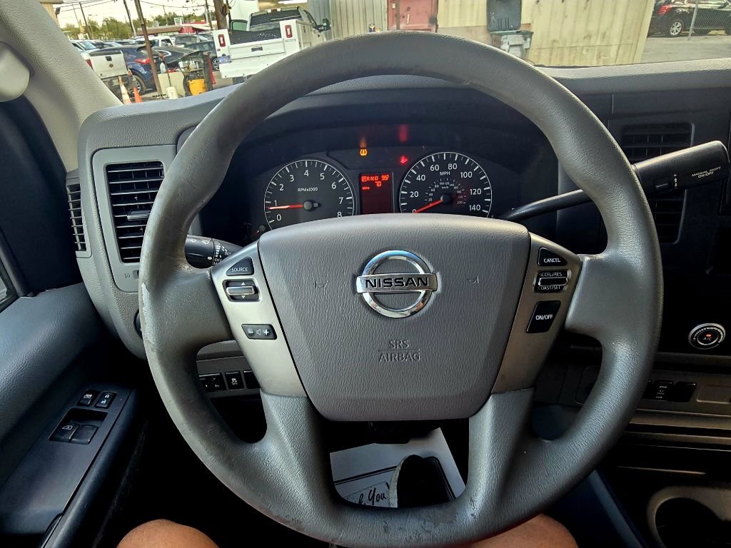 Used 2015 Nissan NV 2500 SV w/ Side & Curtain Airbag Package image 19