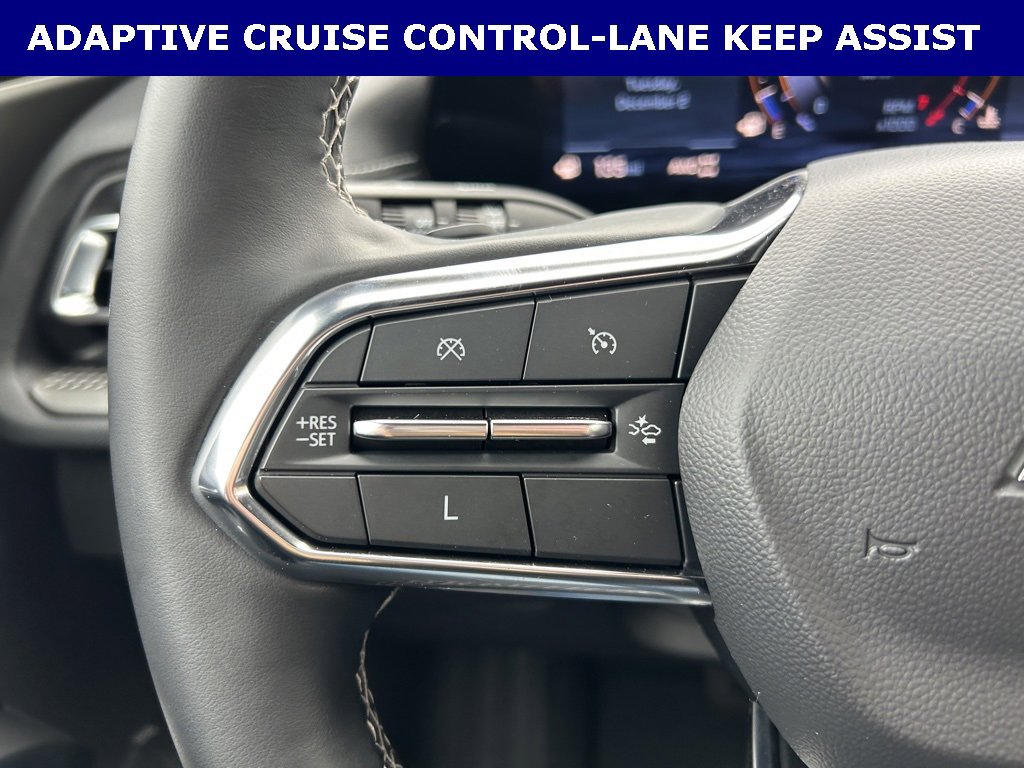 Used 2024 Chevrolet Traverse LT image 14