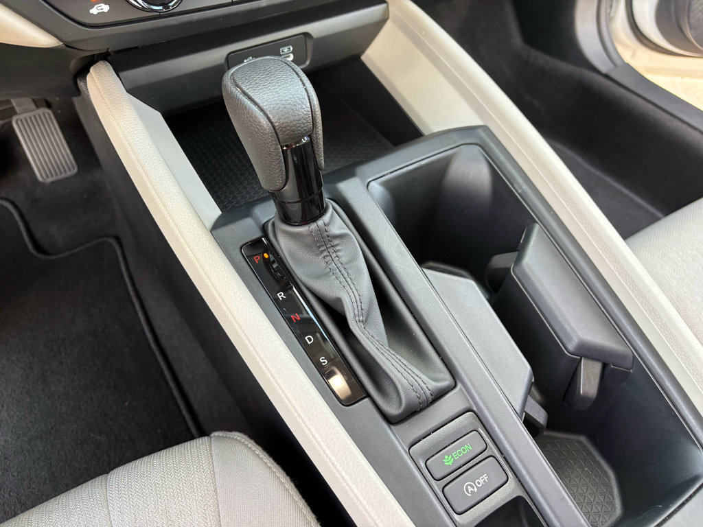 Certified 2025 Honda Accord SE image 21