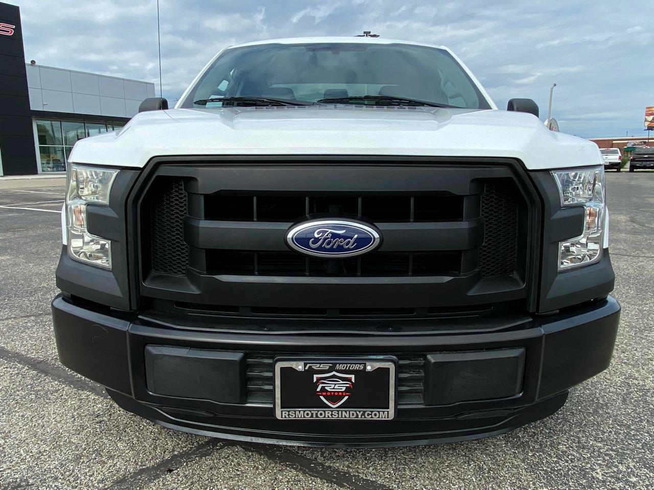 Used 2016 Ford F150 XL w/ Equipment Group 101A Mid RWD image 4