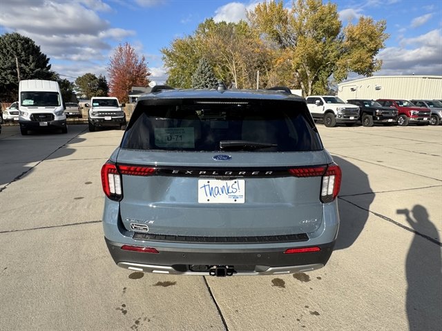 New 2026 Ford Explorer Active image 4