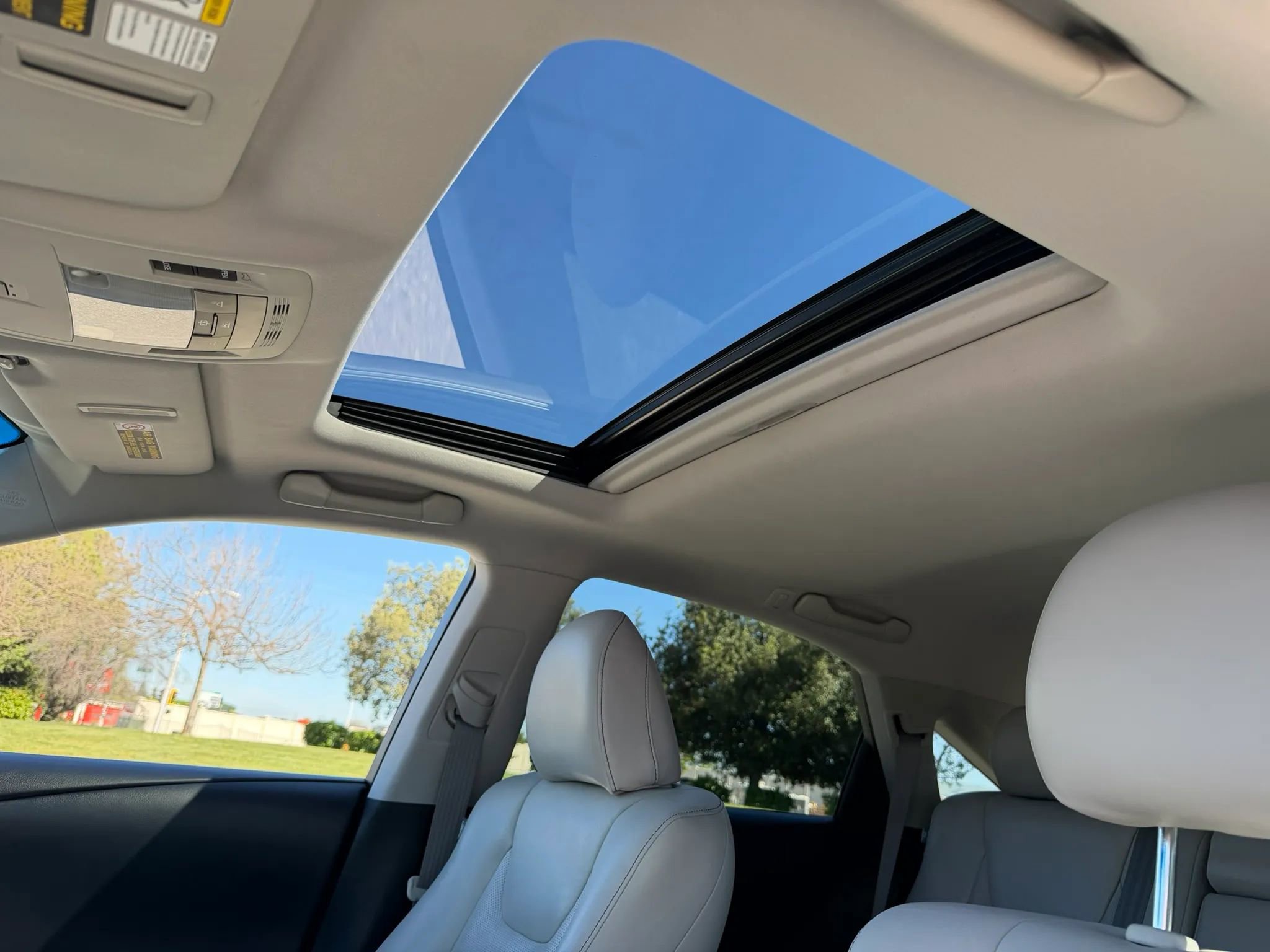 Used 2013 Lexus RX 450h FWD w/ Navigation Pkg image 13