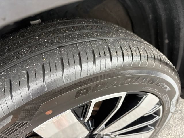 Used 2025 Mitsubishi Outlander SE FWD image 28