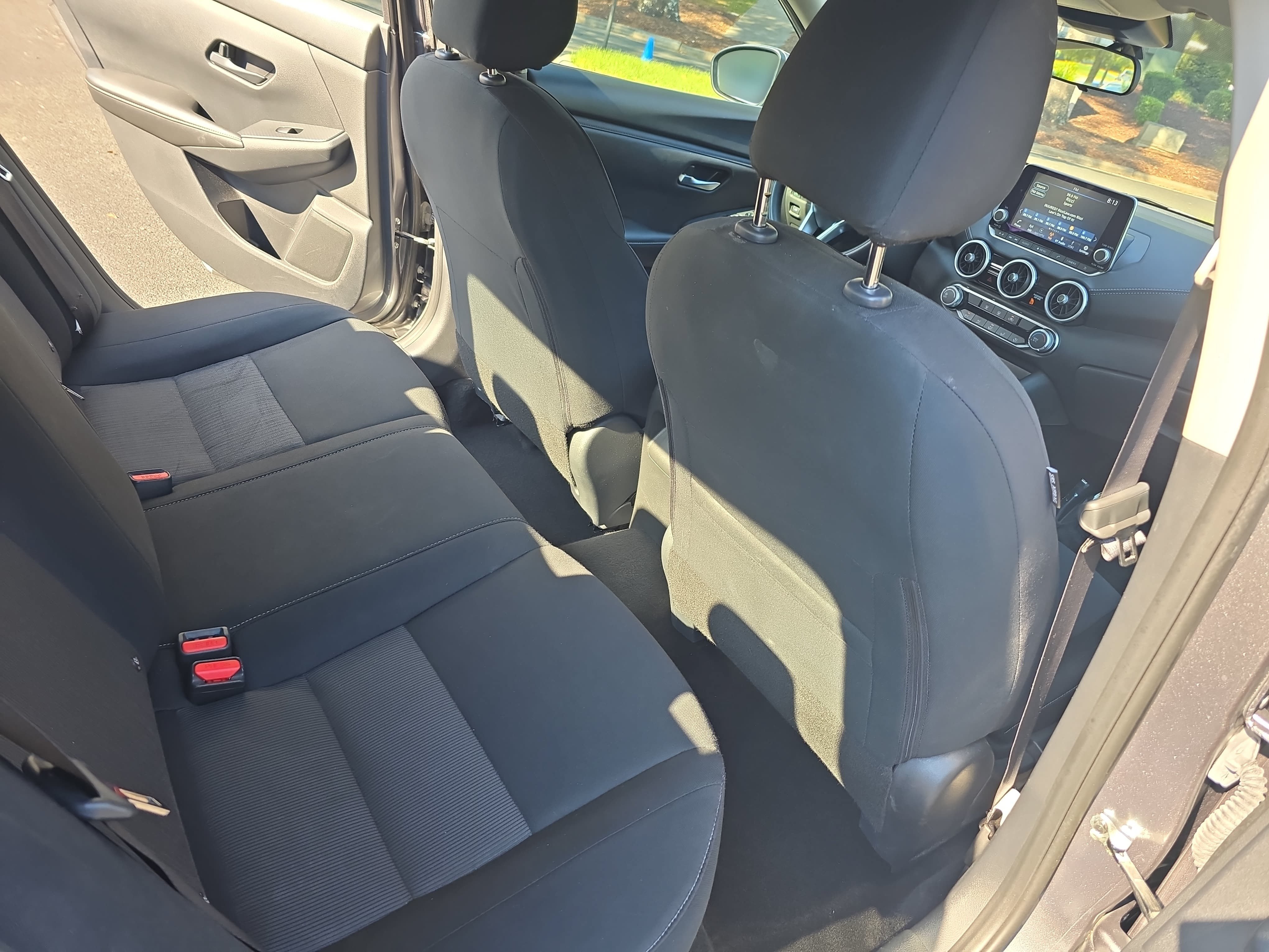Used 2024 Nissan Sentra SV FWD image 11