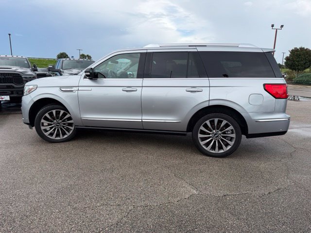 Used 2020 Lincoln Navigator Reserve w/ Equipment Group 201A Reserve RWD image 10