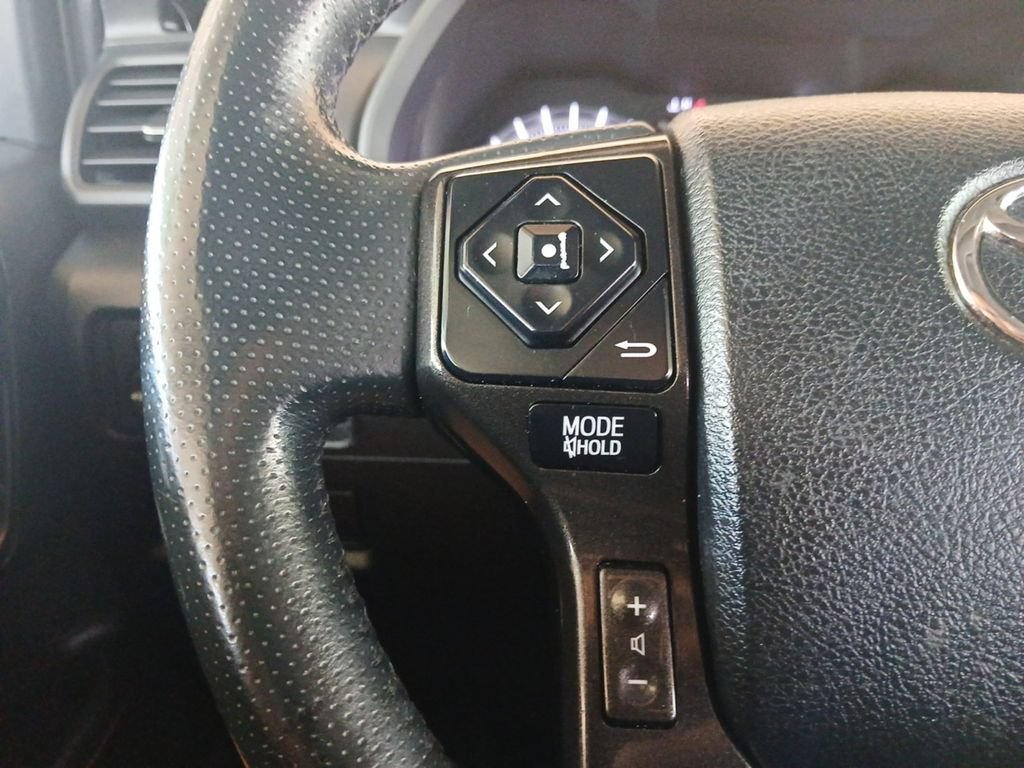 Used 2019 Toyota 4Runner TRD Off-Road Premium AWD/4WD image 16