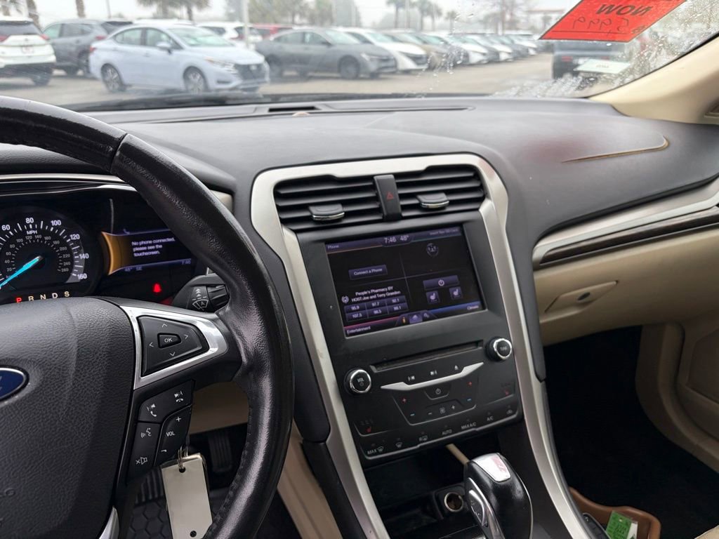 Used 2013 Ford Fusion SE image 19