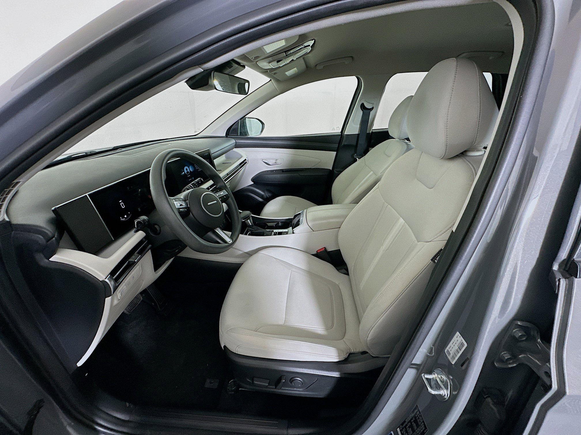 Used 2025 Hyundai Tucson SEL image 13