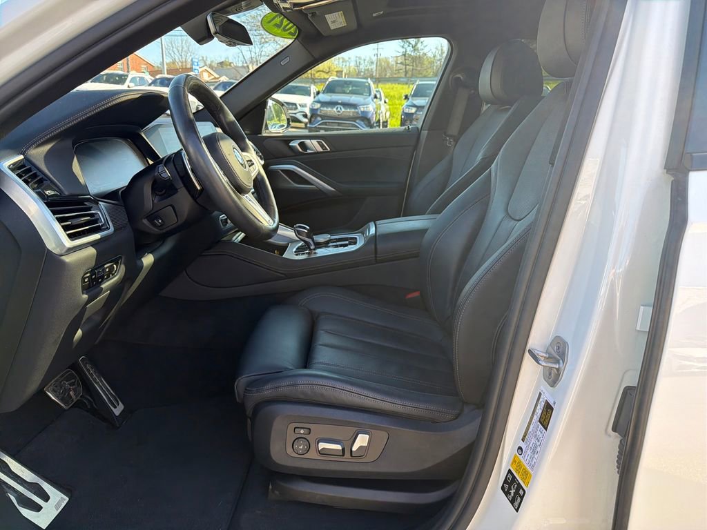 Used 2021 BMW X6 xDrive40i w/ M Sport Package image 15