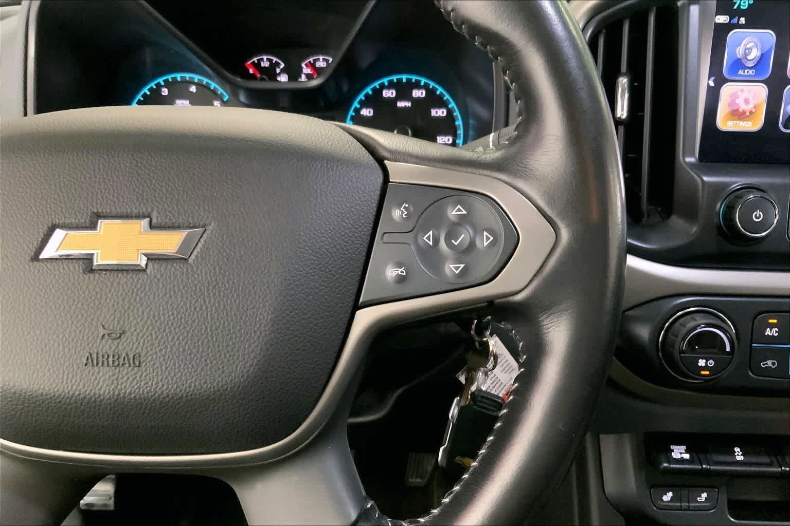 Used 2017 Chevrolet Colorado Z71 AWD/4WD image 21