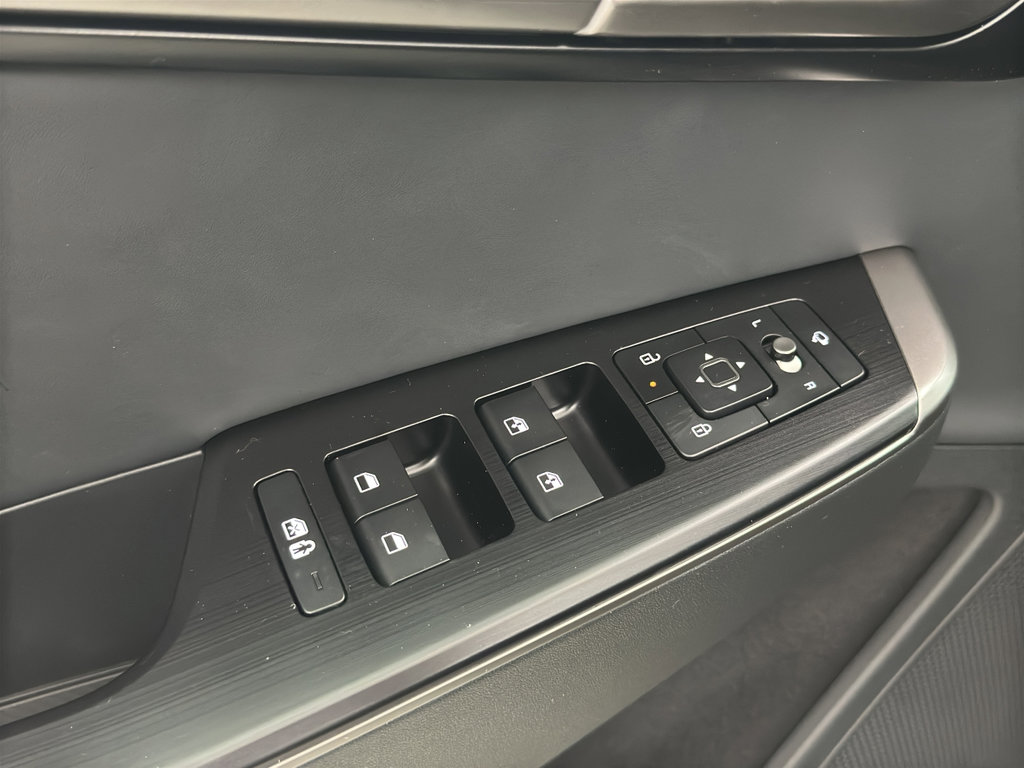 New 2025 Kia EV6 Wind image 18