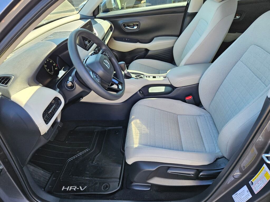 Used 2023 Honda HR-V LX image 14
