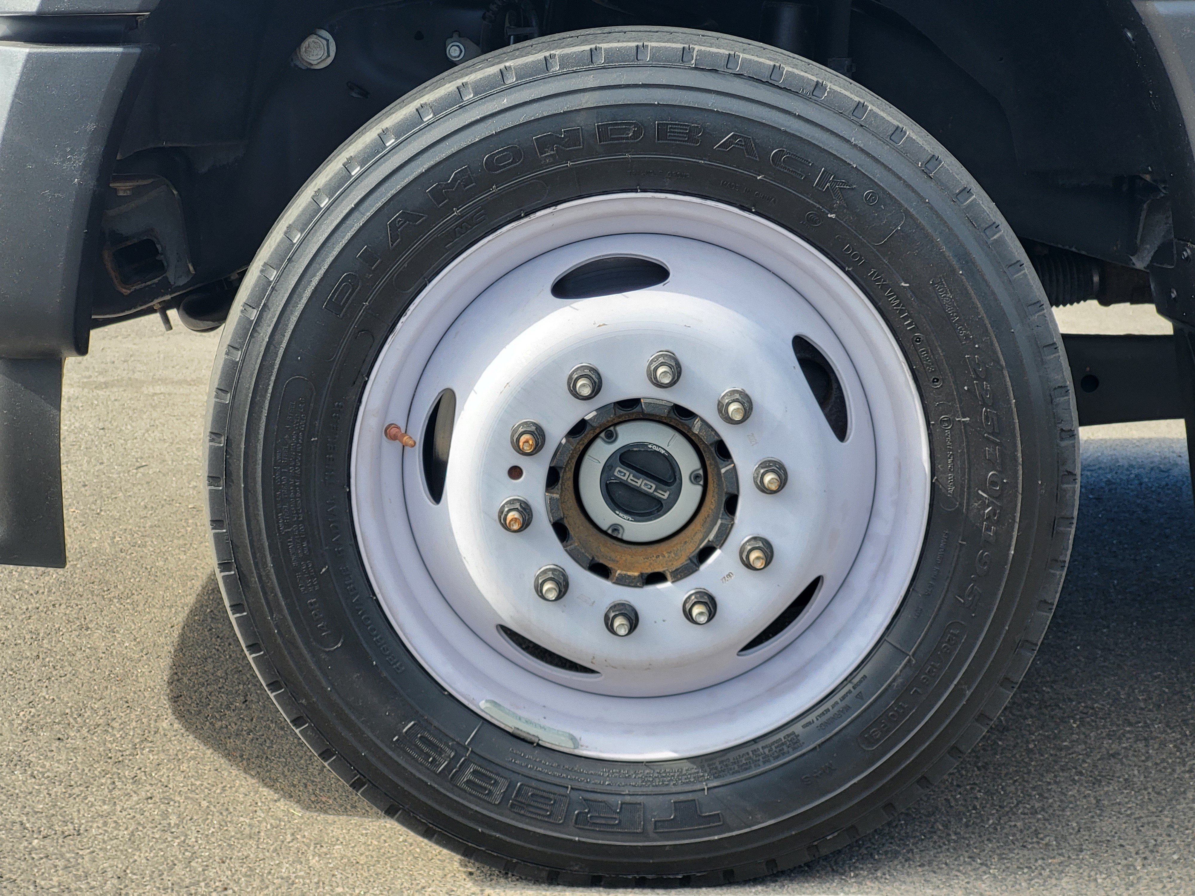 Used 2022 Ford F550 4x4 SuperCab Super Duty image 10