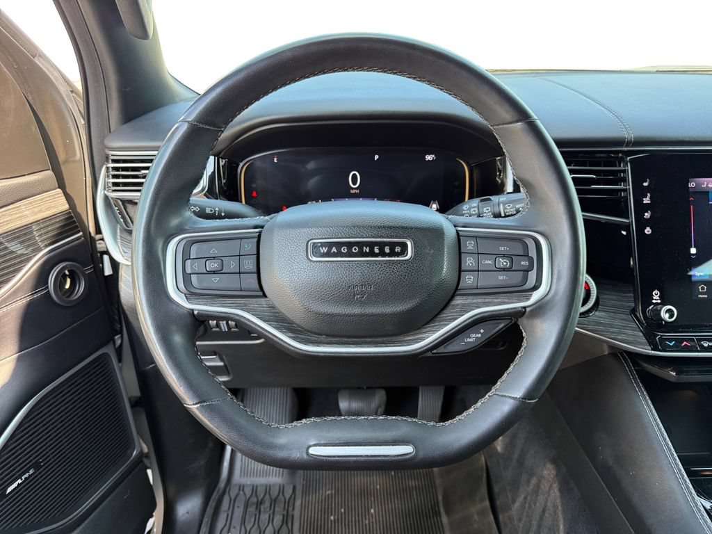 Used 2022 Jeep Wagoneer Series II w/ Premium Group I AWD/4WD image 12