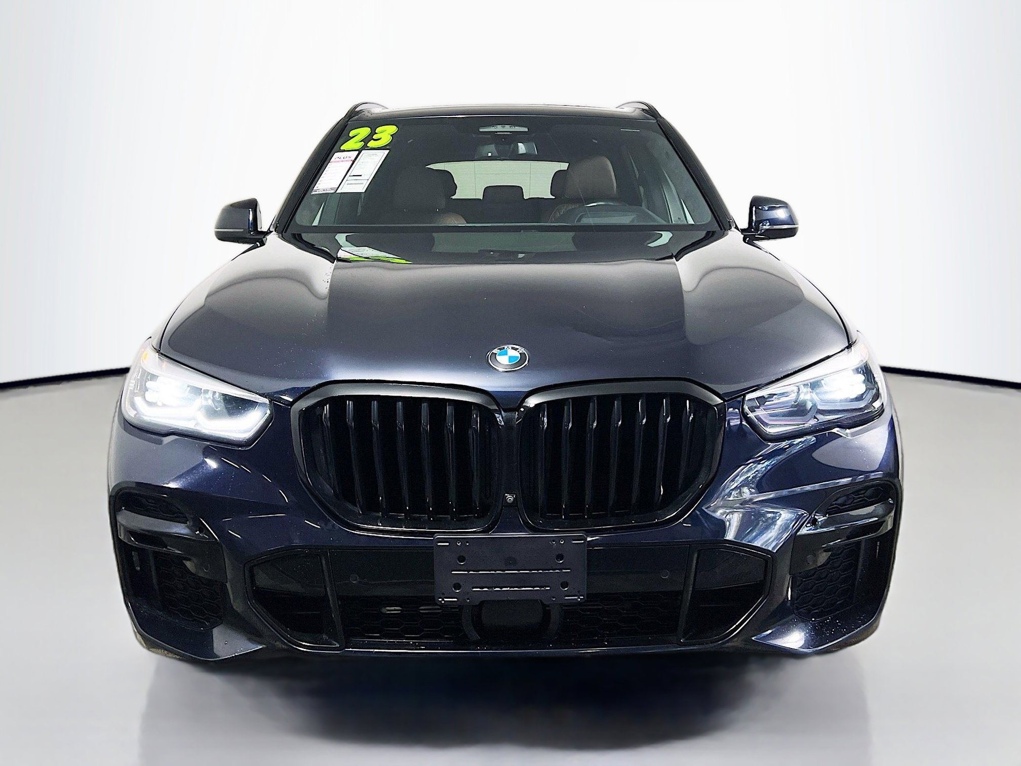 Used 2023 BMW X5 xDrive40i w/ M Sport Package image 11