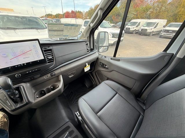 New 2026 Ford Transit 250 148 Medium Roof w/ Load Area Protection Package image 27