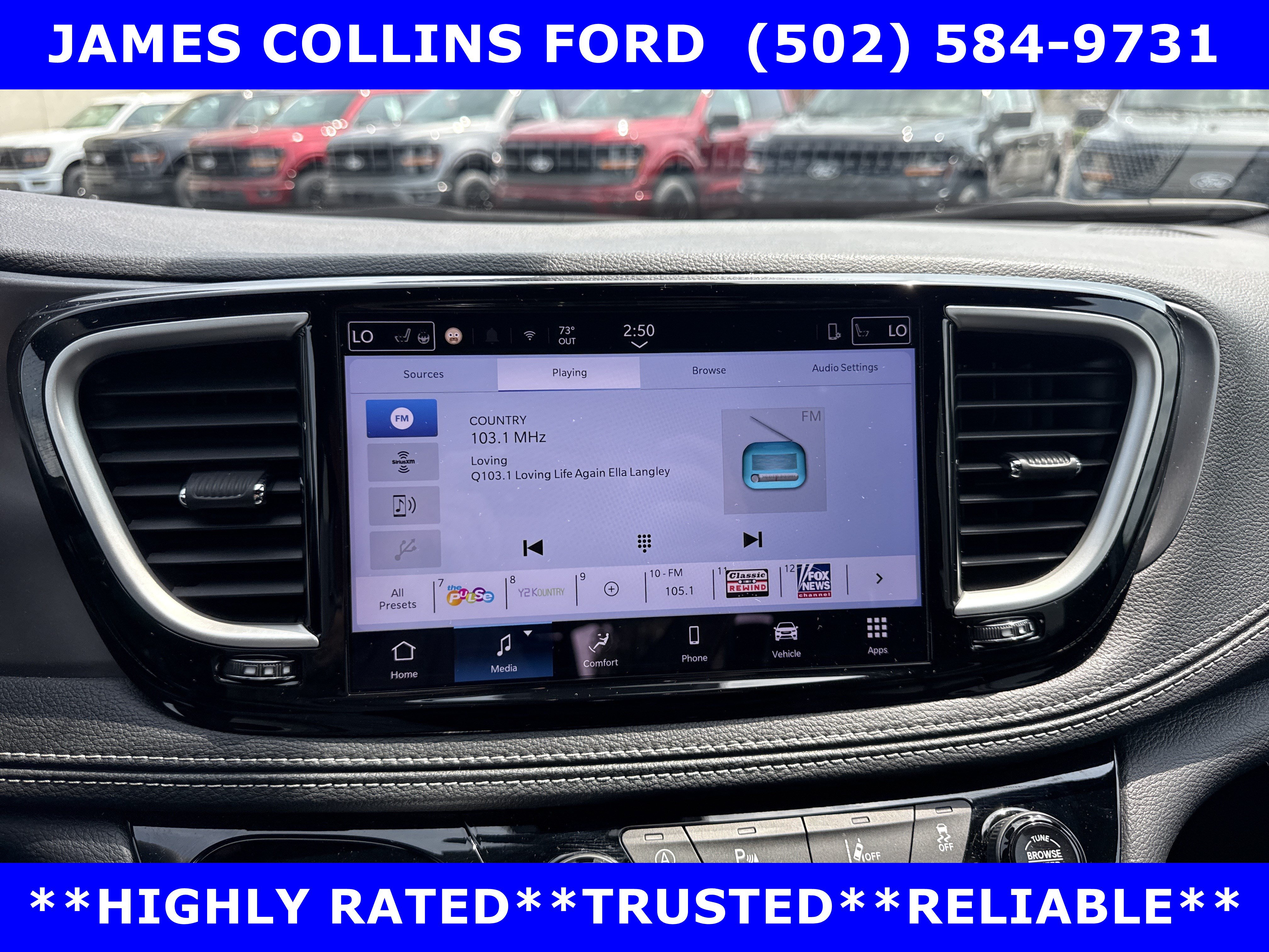 Used 2025 Chrysler Pacifica Select FWD image 30