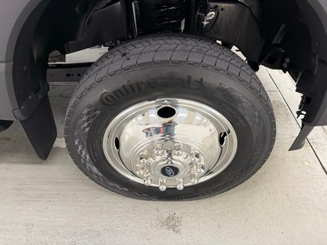 New 2026 Ford F450 XL w/ XL Chrome Package image 4