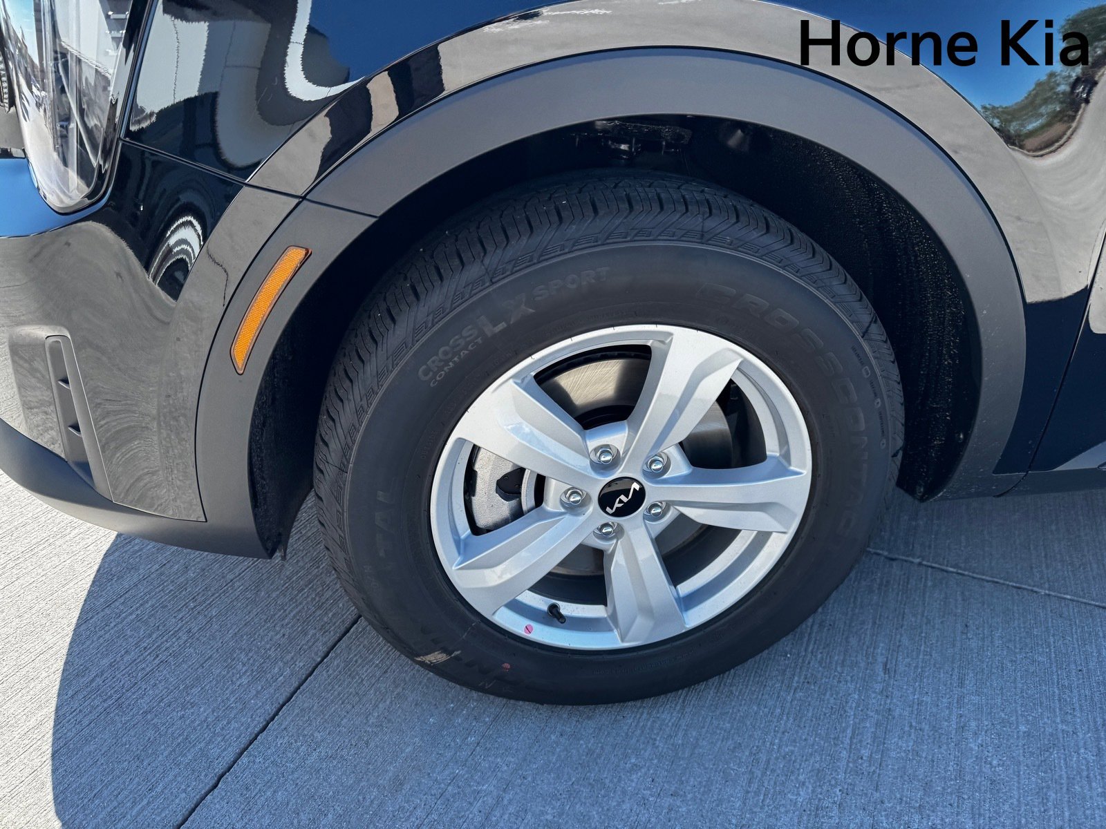 New 2026 Kia Sorento LX image 8