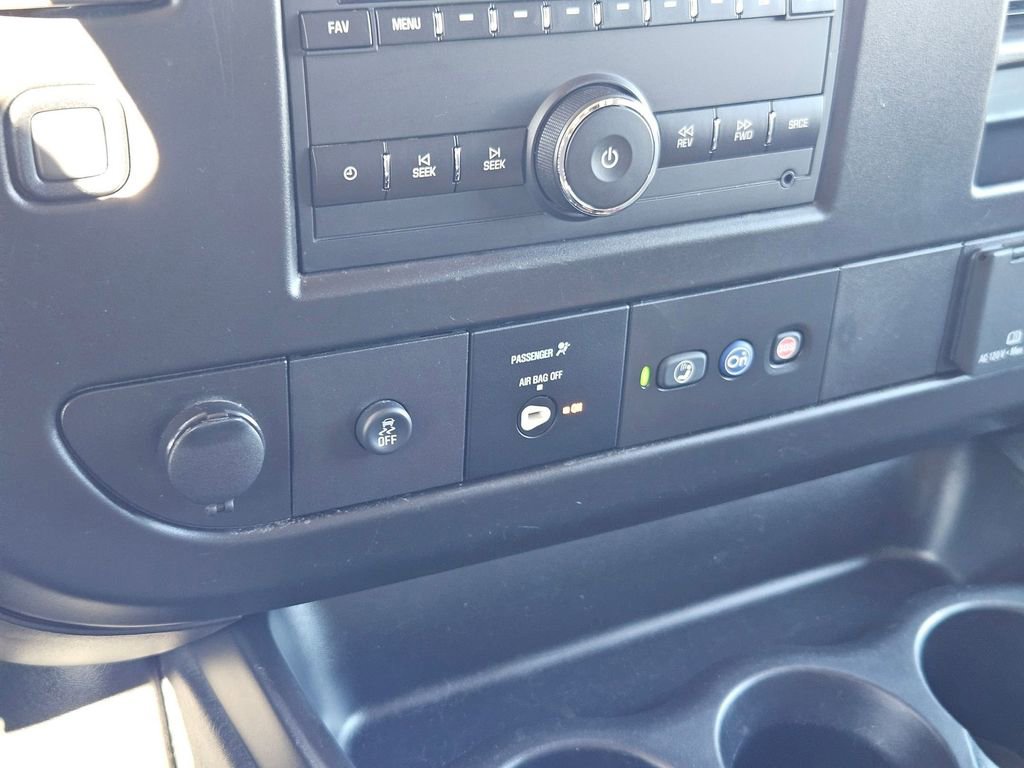 Used 2023 Chevrolet Express 3500 LS image 20