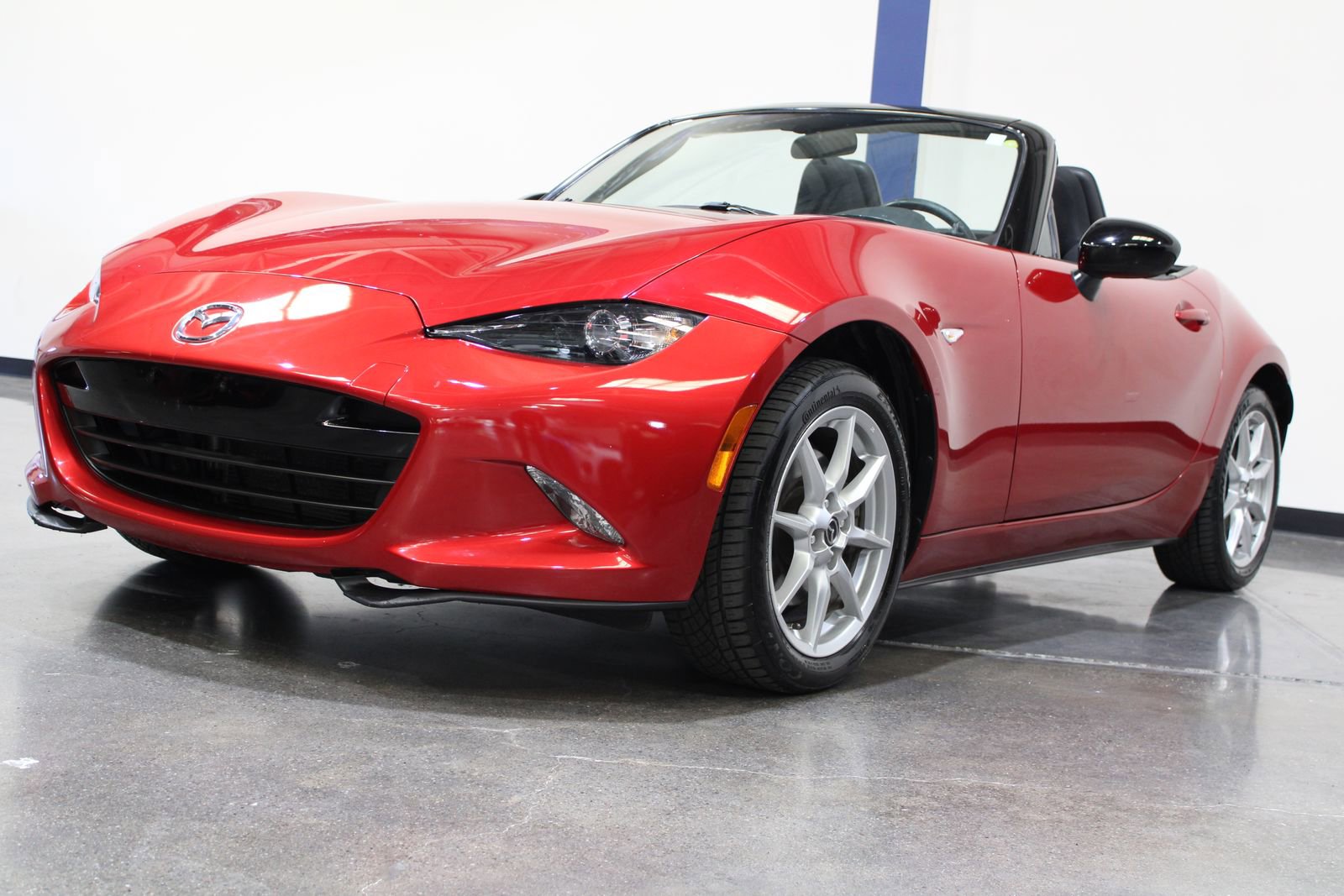 Used 2016 MAZDA MX-5 Miata Sport image 5