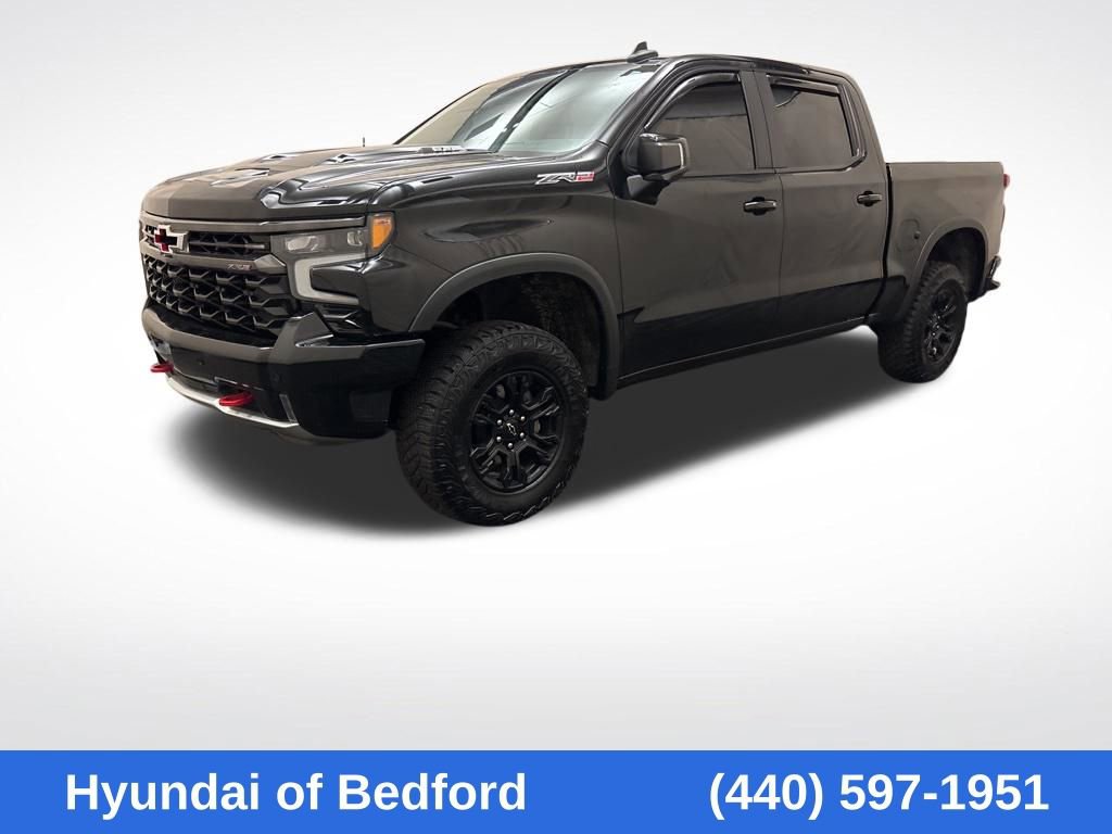 Used 2025 Chevrolet Silverado 1500 ZR2 w/ Technology Package AWD/4WD image 1