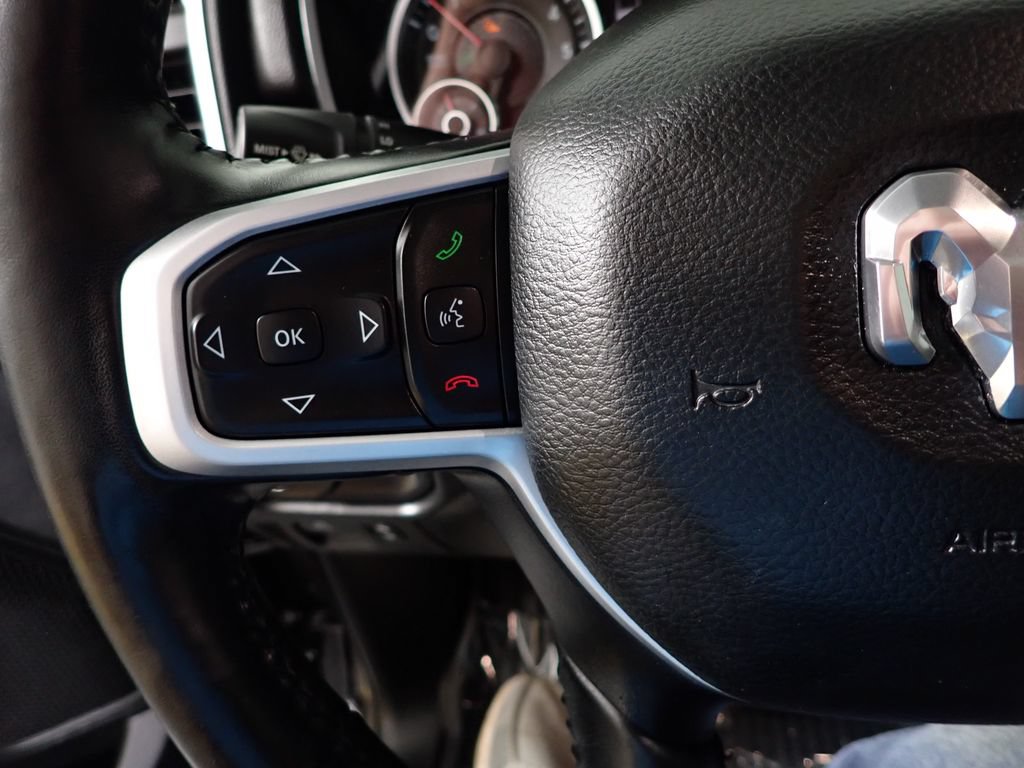 Used 2020 RAM 1500 Big Horn AWD/4WD image 30