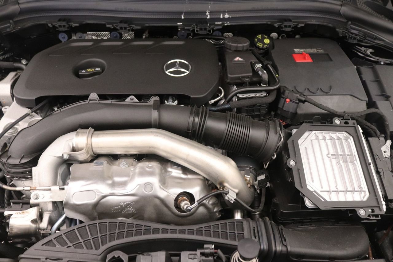 New 2026 Mercedes-Benz GLA 250 image 9