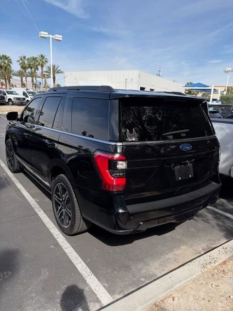 Used 2021 Ford Expedition Limited image 2