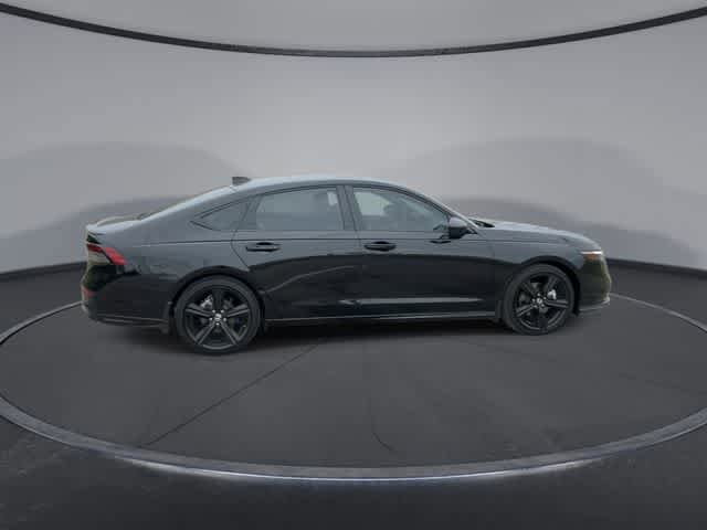 Used 2024 Honda Accord Sport image 9