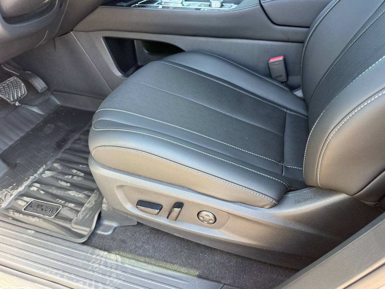 New 2027 INFINITI QX60 Sport AWD/4WD image 13
