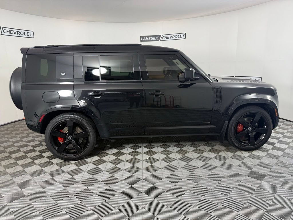Used 2023 Land Rover Defender 110 X AWD/4WD image 7
