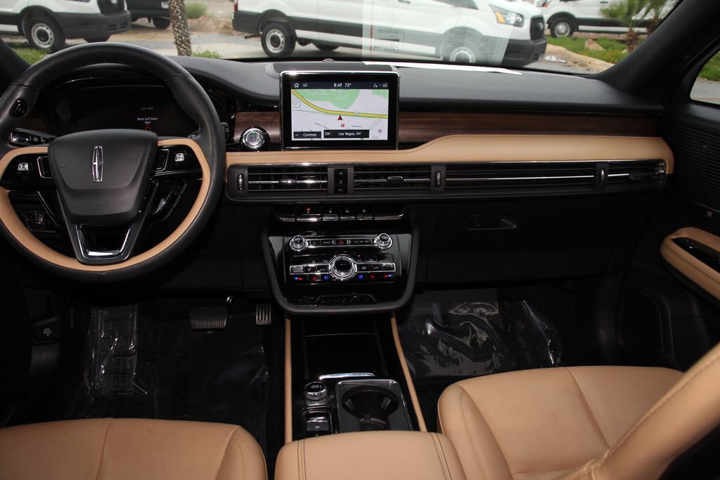 Certified 2022 Lincoln Corsair Reserve w/ Elements Package AWD/4WD image 14