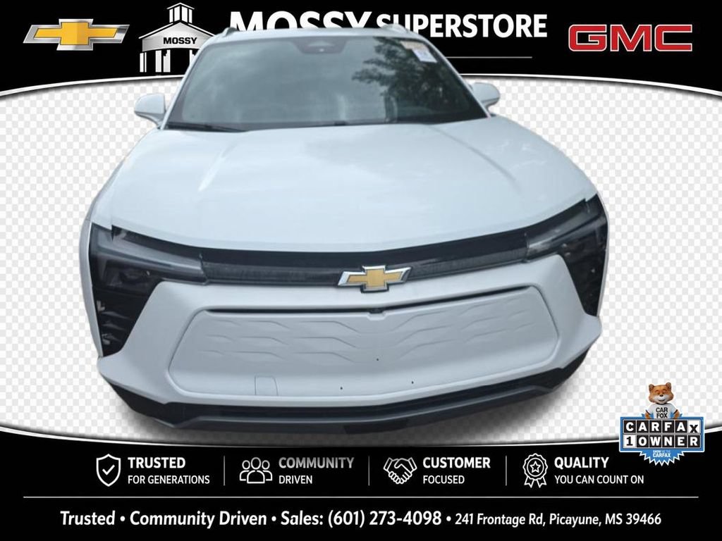 Used 2024 Chevrolet Blazer EV LT AWD/4WD image 2