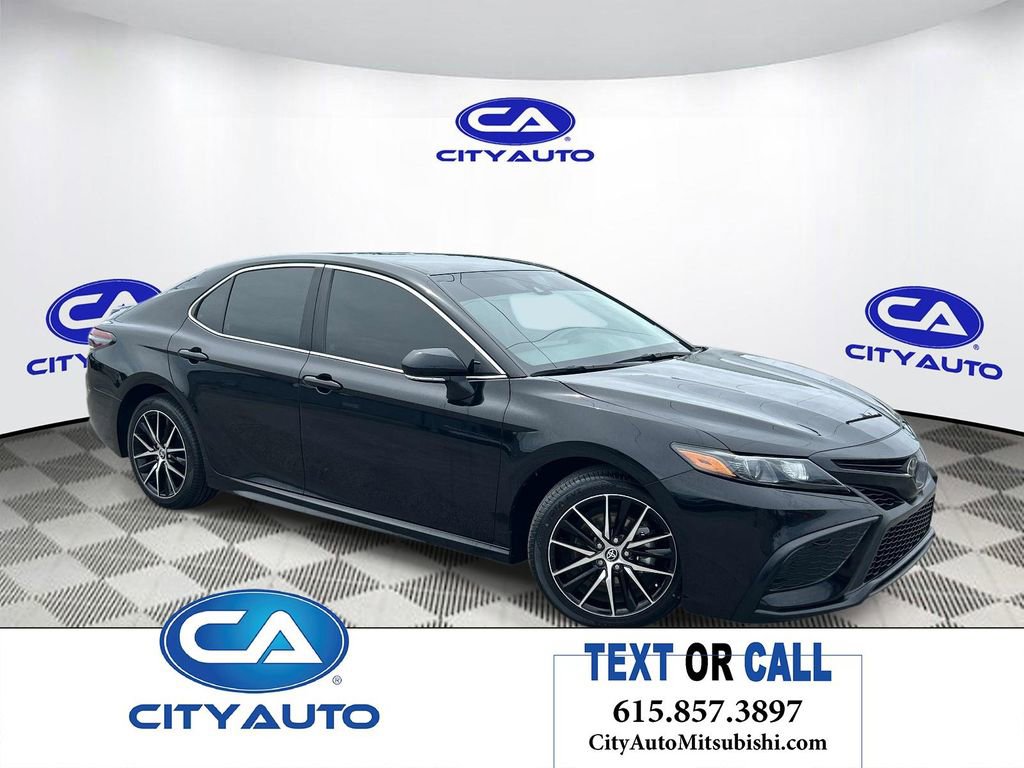 Used 2024 Toyota Camry SE