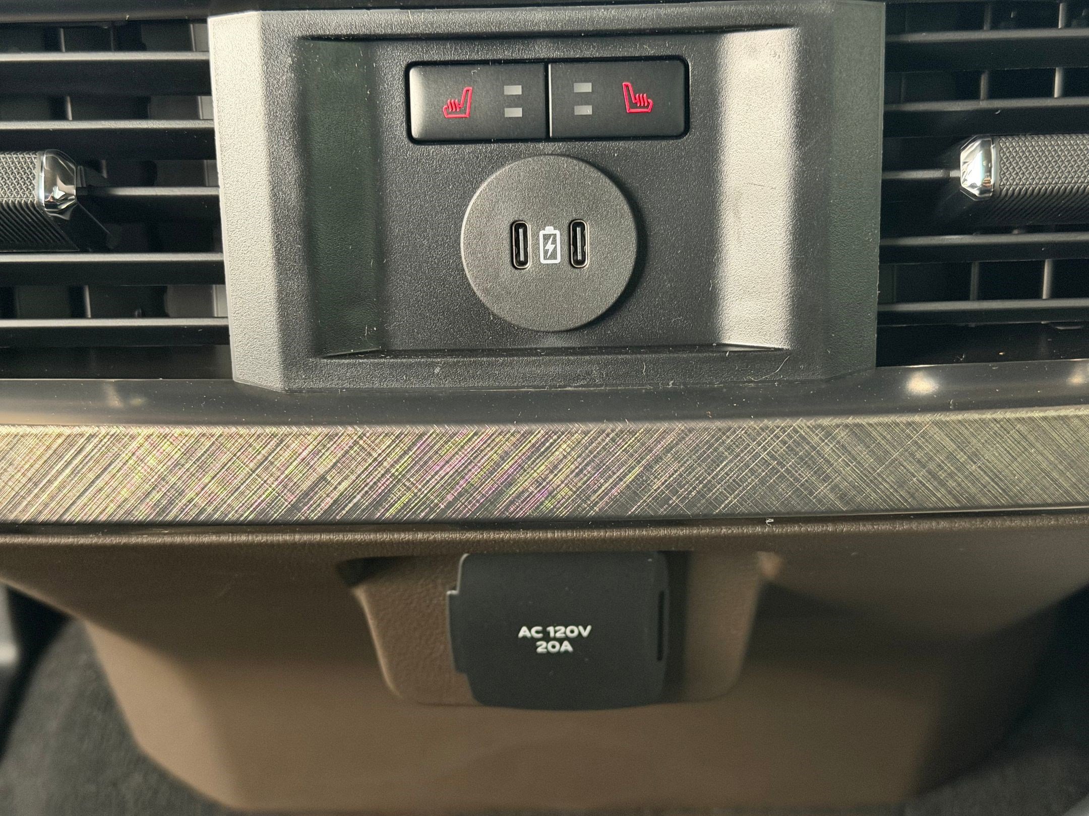 New 2026 Ford F250 King Ranch w/ Chrome Package image 24