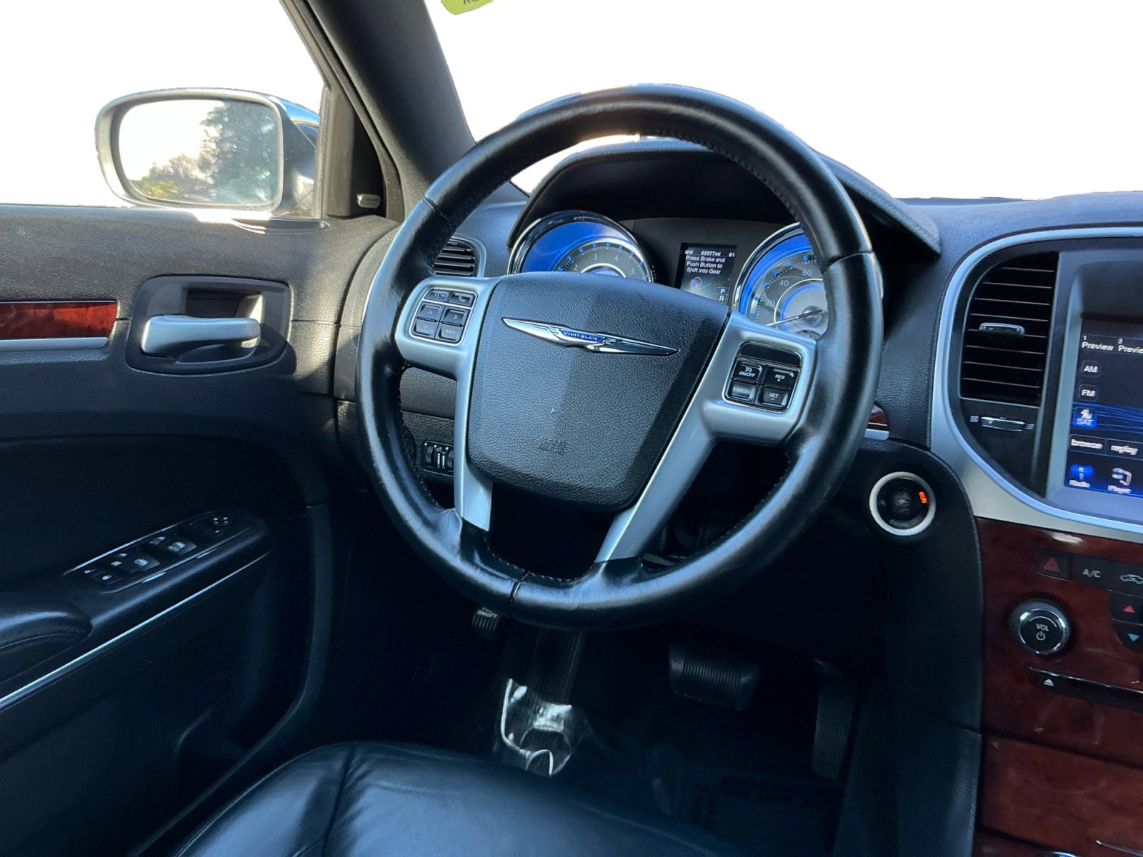 Used 2012 Chrysler 300 Limited image 11